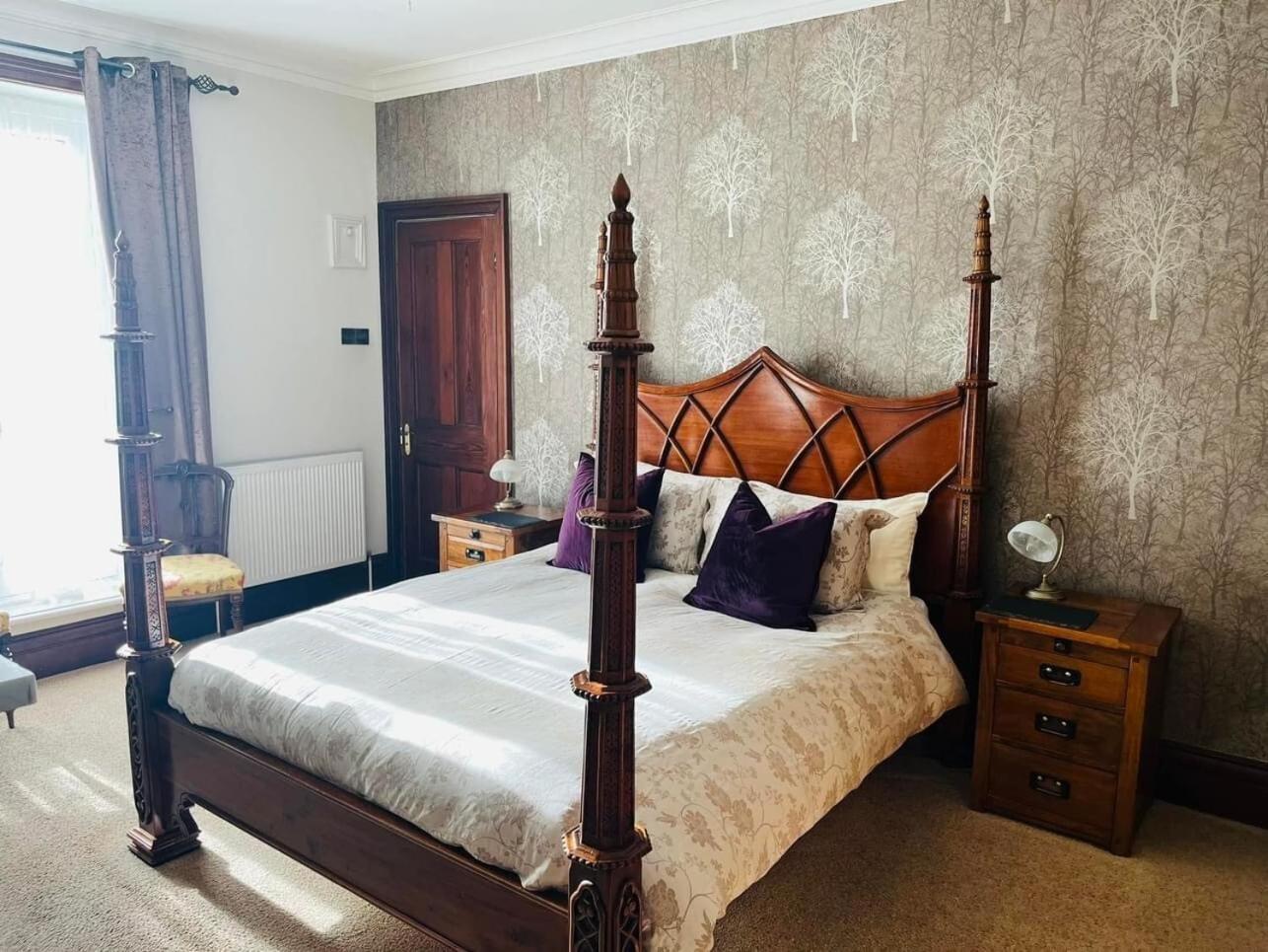 Abbotsleigh Of Whitby Bed & Breakfast Ngoại thất bức ảnh